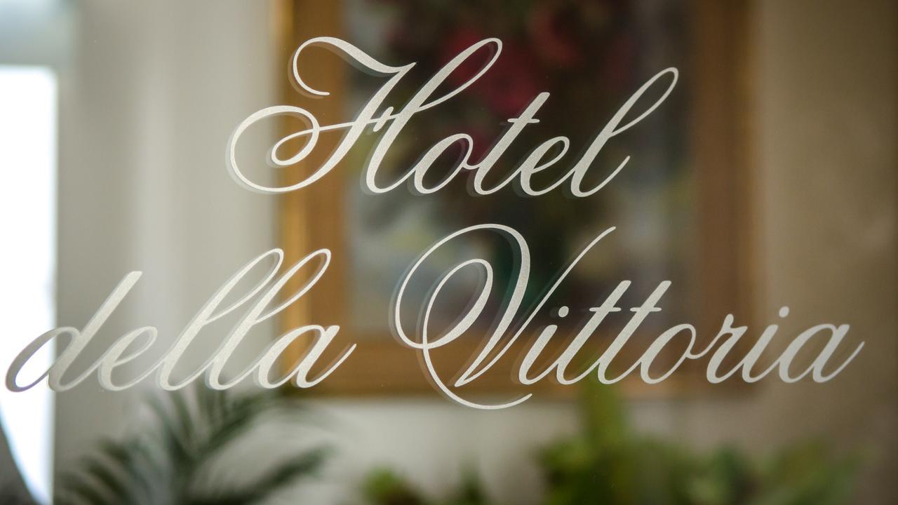 Hotel Della Vittoria อังโกนา ภายนอก รูปภาพ