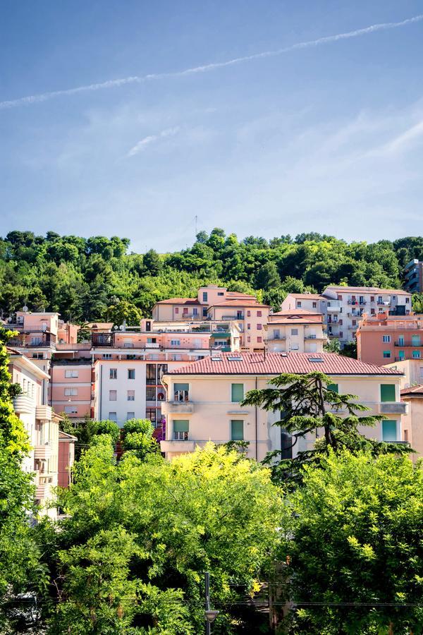 Hotel Della Vittoria อังโกนา ภายนอก รูปภาพ